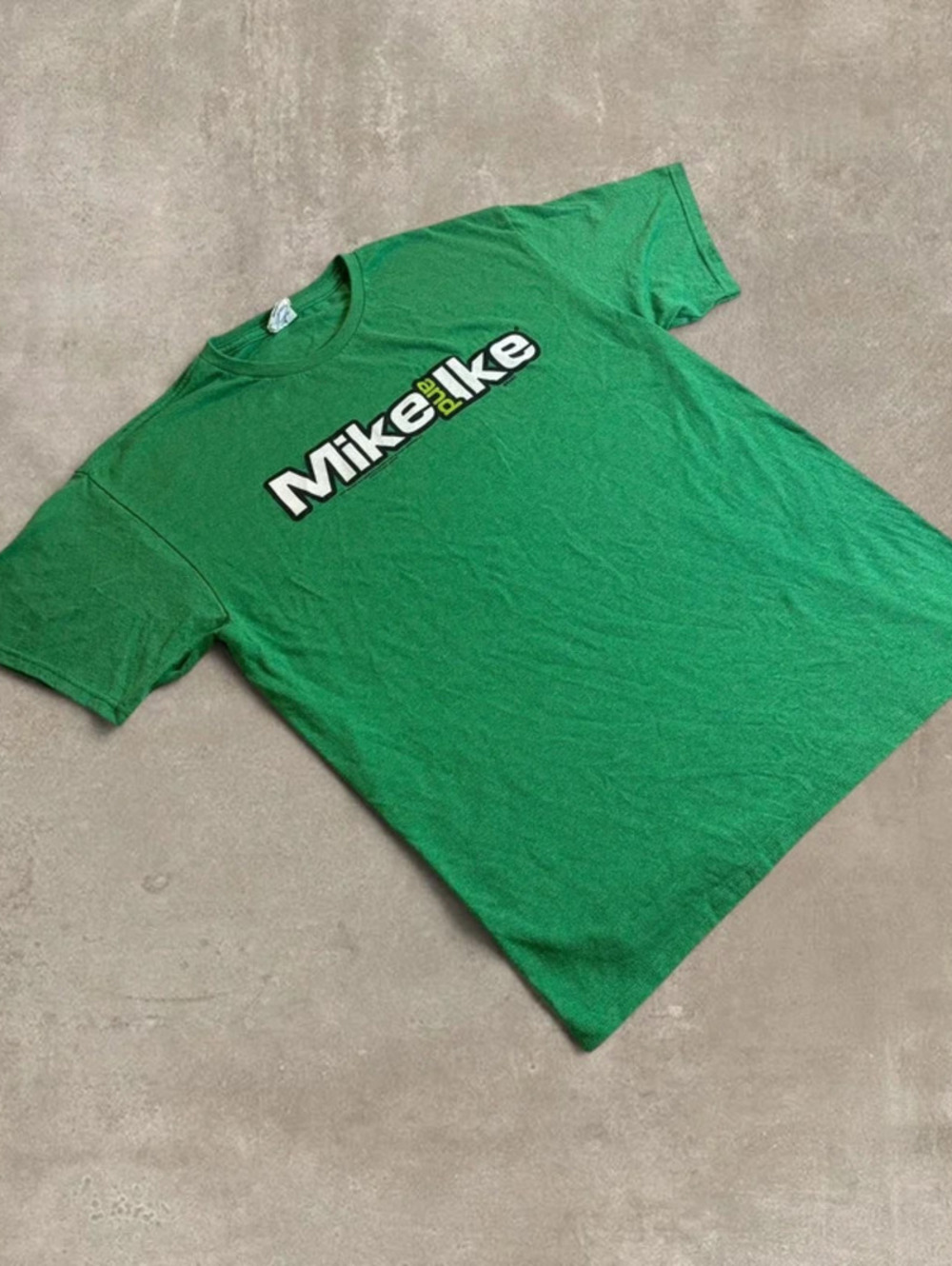 Vintage Style Delta Pro Weight Mike and Ike Graphic Tee Mens L Green Logo